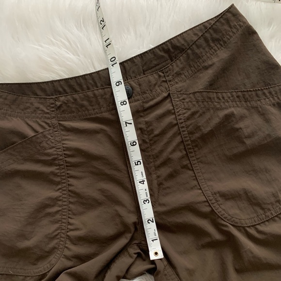 Brown mountain hardware hiking capris in s… - Picture 4 of 8